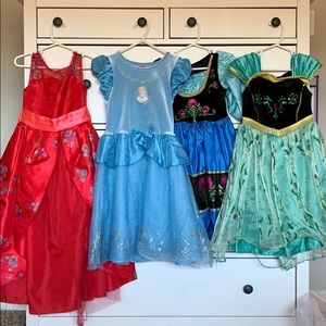👑 Bundle of Disney Princess Dresses!